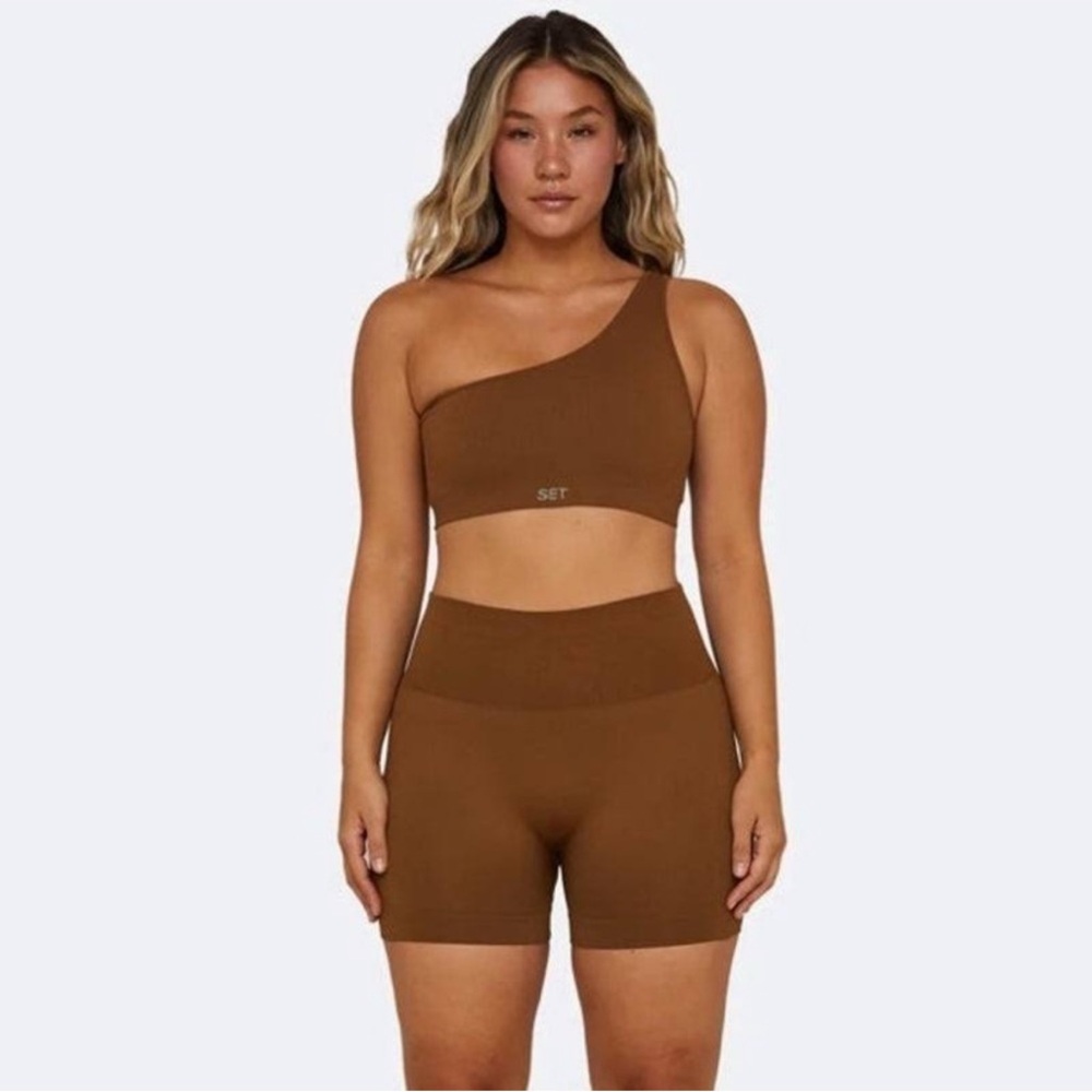 SET Active Scluptflex ribbed one shoulder bra top and bike power shorts set